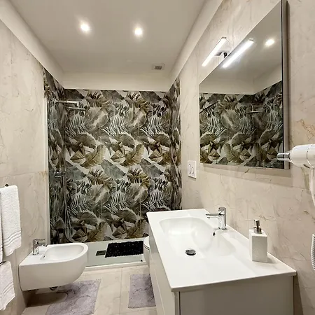 Mirror Апартаменты